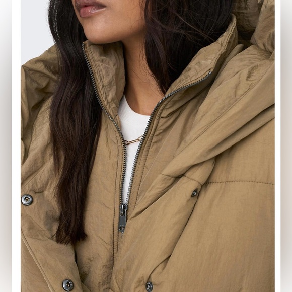 ONLY Puffer Jacket GUC - Picture 6 of 7